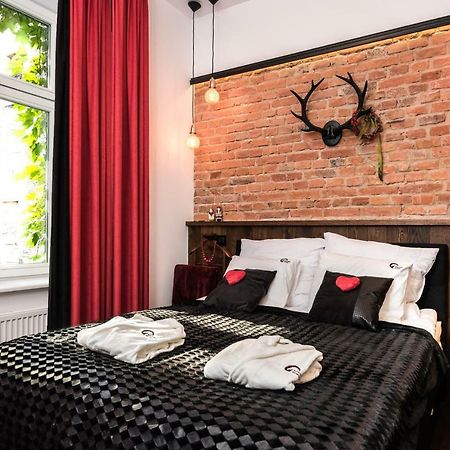Wooden Horse - New Apartment - Old Town クラクフ エクステリア 写真