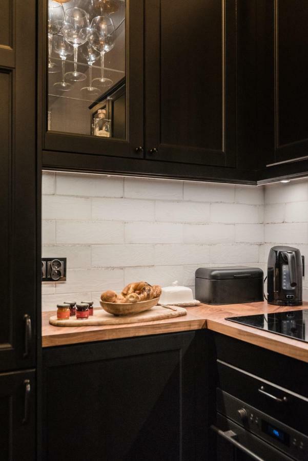 Wooden Horse - New Apartment - Old Town クラクフ エクステリア 写真