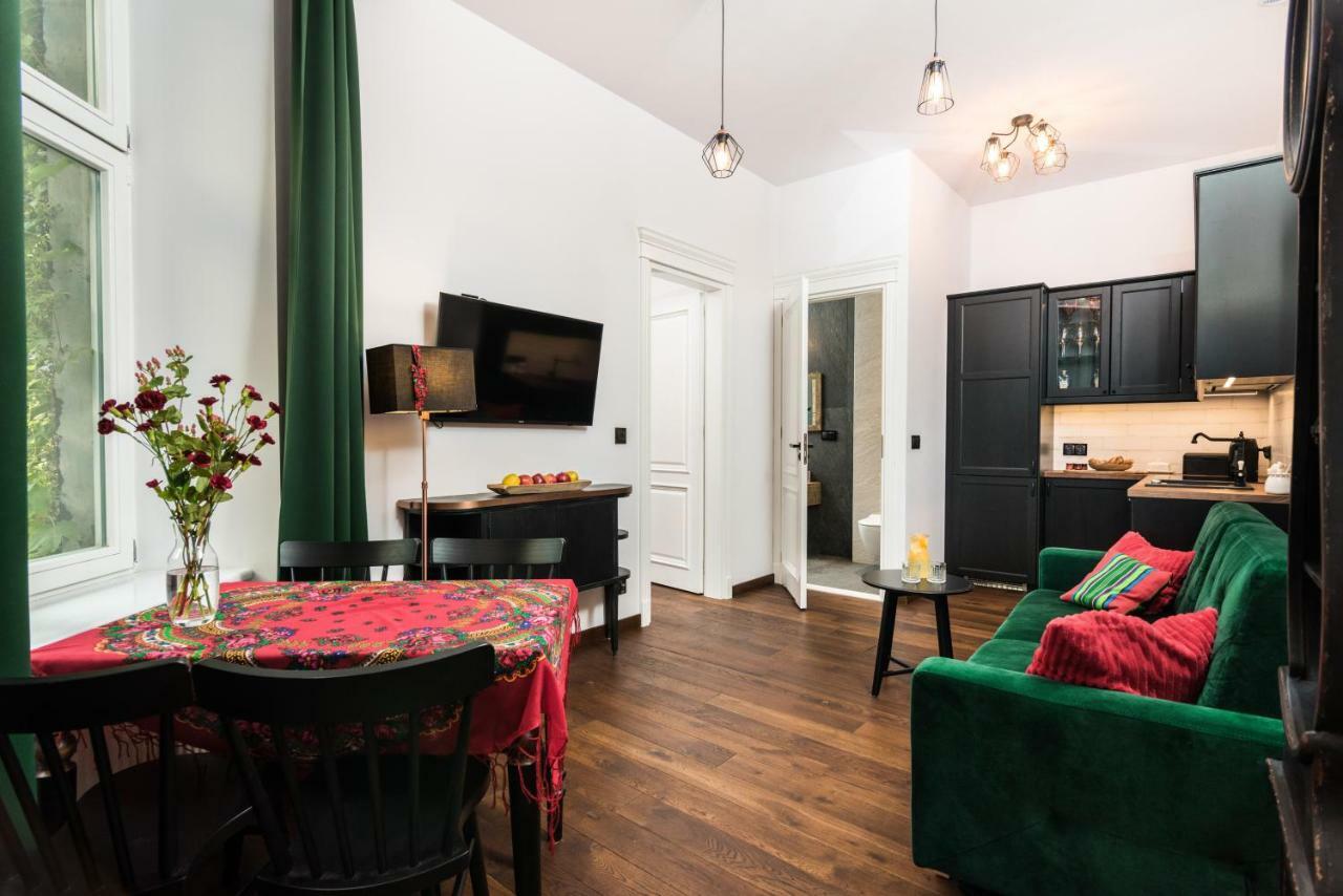 Wooden Horse - New Apartment - Old Town クラクフ エクステリア 写真